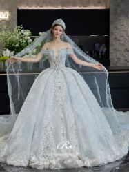 点击看大图 -Renee芮亦婚纱