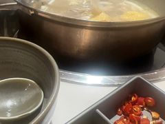 -喃喃椰·糟粕醋·椰子鸡火锅(七堡花园店)