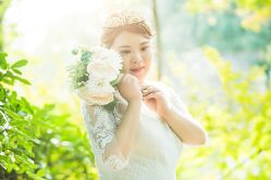 -易摄影婚纱摄影工作室