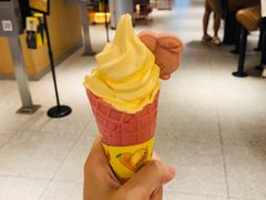 榴莲芒果华夫筒-麦当劳(龙阳路店)