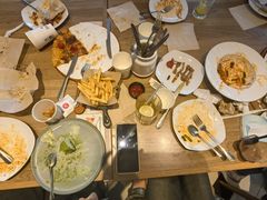 -必胜客餐厅(昆百大泰业城店)