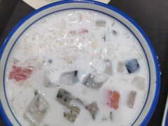 -文昌邓记清补凉(西沙路店)