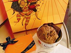 -VENCHI 闻绮(上海佛罗伦萨小镇店)