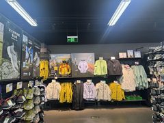 -迪卡侬(西三旗店)