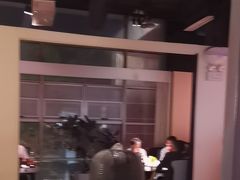 -鸽子侯·家宴·平价海鲜(市图书馆店)