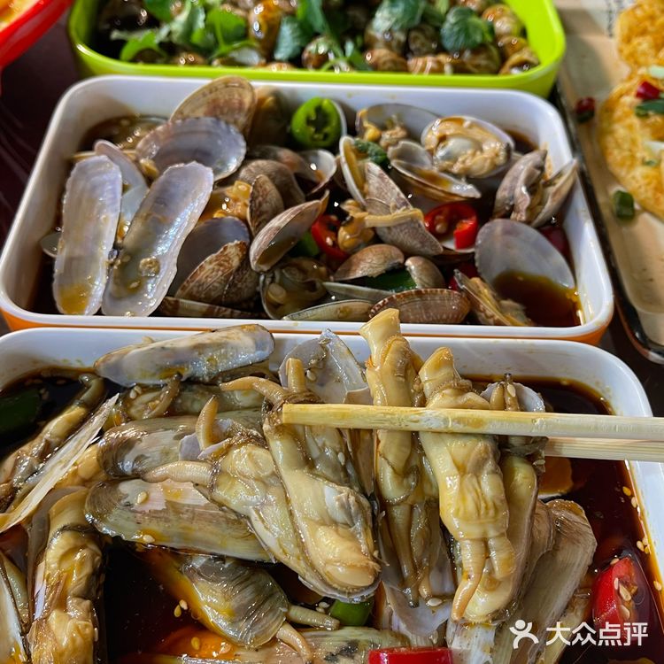 和好朋友吃过五六七八次的烧烤…