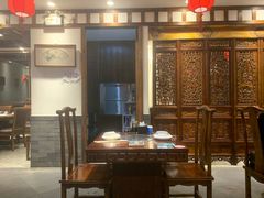 大堂-亿诣蝎府炸酱面羊蝎子火锅(酷车小镇店)