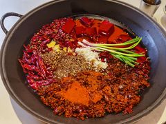 -卤校长老火锅(沙坪坝直营店)