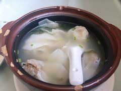 馄饨-闫家驴肉老店(华电一校店)
