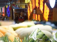 -三亚火车头万人海鲜广场