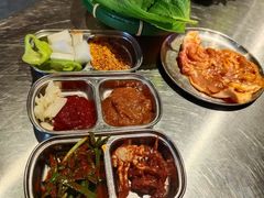 -猪掌柜韩国烤肉(六折店)