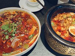 -万重锦·人文川菜馆(骡马市店)
