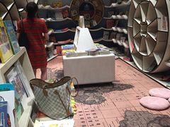 -钟书阁(群光广场店)