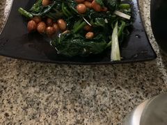 陈醋菠菜花生米-福福泥炉烤肉(三台子店)