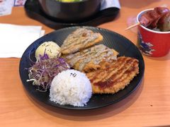 猪鱼双拼饭-鱼籽村秘制拌饭(崇文门店)