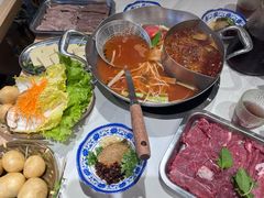 -王奋斗贵州酸汤牛肉火锅
