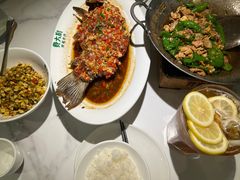 -费大厨辣椒炒肉(高铁吾悦广场店)
