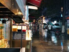 露天位-老刘家泡馍·陕西老字号(钟楼广济街店)