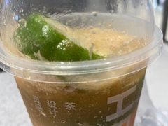 -喜茶(北京华贸购物中心店)