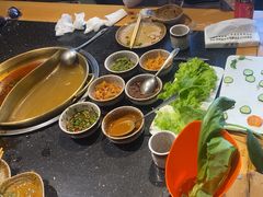 -顶顶汤火牛排火锅·经典铜锅涮肉