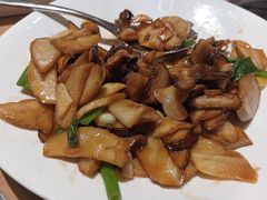 三种蘑菇-金筷子西北菜·捞悦火锅