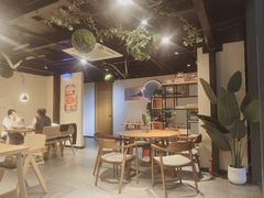 -臻鲜燕海鲜融合餐厅(金陵style店)