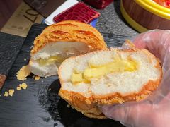 黄油菠萝油-蝴蝶里·粤菜·点心(滨江龙湖店)