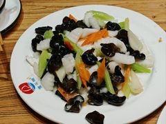 -小船渔村·大连菜(明泽街店)