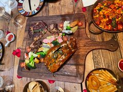 -SISTERS BAR RESTAURANT川意酒馆(嘉善老市H楼店)