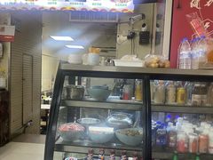 -明记汤揪片子炒面(红山市场特色美食街店)