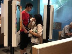 -麦当劳(轻轨曹杨路店)
