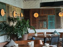 -Cau Go Vietnamese Cuisine