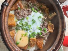 -容里煲仔饭(利丰北路店)