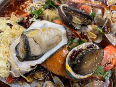 -老东镇啤酒屋海鲜加工·蒸汽海鲜·海鲜烧烤(台东店)