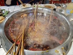 -鼎伙伙火锅串串·10年品牌传承(白象居总店)