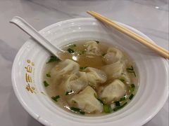 荠菜鲜肉三丝馄饨-老西白点心店