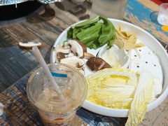 -鸡遇虾煲干锅火锅(小寨金莎店)