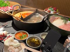 -三出山火锅(南京万象天地店)