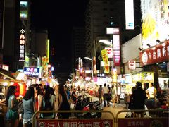 -六合夜市