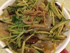 -鹤乡东北菜(崮山路店)