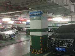 -百联中环购物广场-停车场