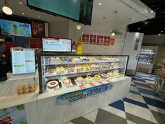-85度C(生甜甜圈研究工坊·上海平凉店)