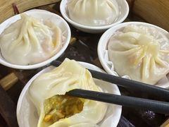 -莱莱小笼·乔艾