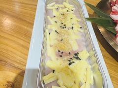 -青瓦餐厅·生鱼片·韩园烤肉(西塔店)