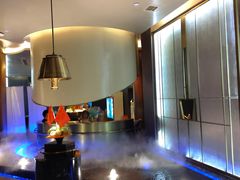 -尚善若水·汤泉·SPA·沐足(东方渔人码头店)