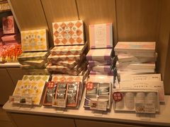 -好利来(东四店)