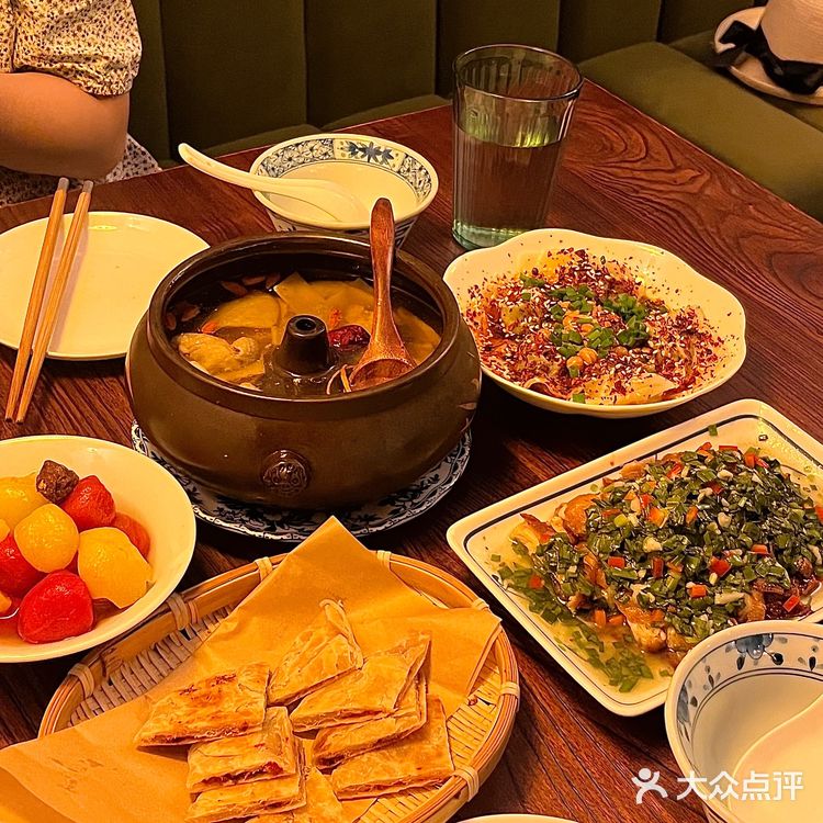 苏州私藏宝藏店🕰在复古小洋楼里吃云南菜