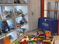 -斯坦星球AI编程·机器人科创·科学实验·信奥·思维·STEM·乐高·竞赛考级(长宁虹桥大融城荟聚中心)