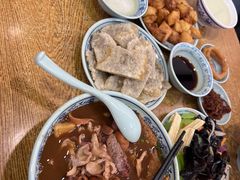 -门框胡同百年卤煮(新街口店)