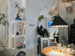 -春树下·树屋花房西餐厅(罍街AS1980店)